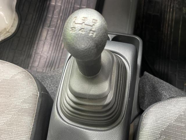 キャリイトラック KC 4WD MT車 禁煙車(3枚目)