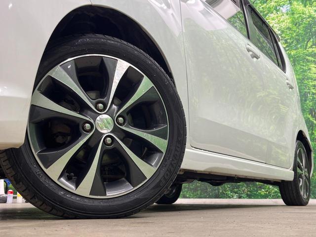 【純正１５インチアルミホイール】外観にマッチした純正アルミホイールを装着しております。各種社外アルミホイールや、スタッドレスタイヤも取扱いしております。是非ご相談ください♪