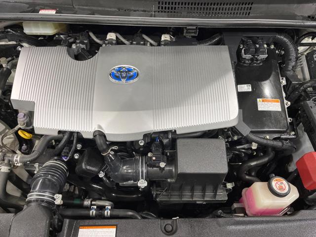 プリウス Aツーリングセレクション 4WD バックカメラ 寒冷地仕様 レーダークルーズ 禁煙車 ハーフレザーシート パワーシート ドラレコ コーナーセンサー スマートキー LEDヘッド ビルトインETC オートハイビーム 車線逸脱警報(18枚目)