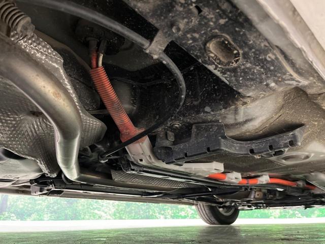 プリウス S SDナビ バックカメラ ハーフレザーシート スマートキー HIDヘッド ビルトインETC オートライト オートエアコン 純正15インチアルミ(20枚目)