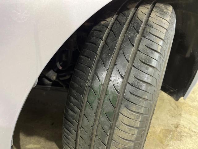 プリウス S SDナビ バックカメラ ハーフレザーシート スマートキー HIDヘッド ビルトインETC オートライト オートエアコン 純正15インチアルミ(53枚目)