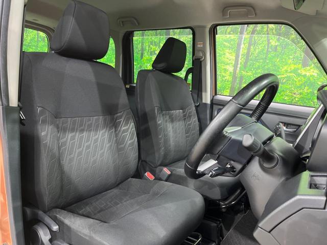 運転席シート廻りは使用感も少なく、良好な状態となっています。丁寧に使われていたことがよくわかりますね。