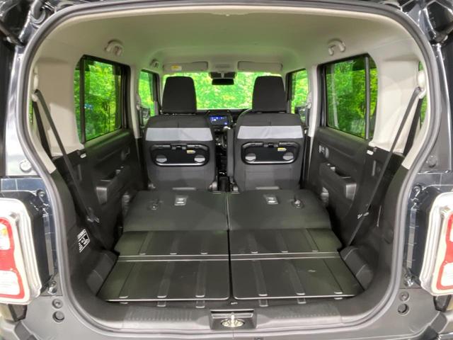 普段のお買い物や通勤、送迎等に十分な荷室スペースを確保しております。セカンドシートを倒すと、大きな荷物の積載も可能です♪