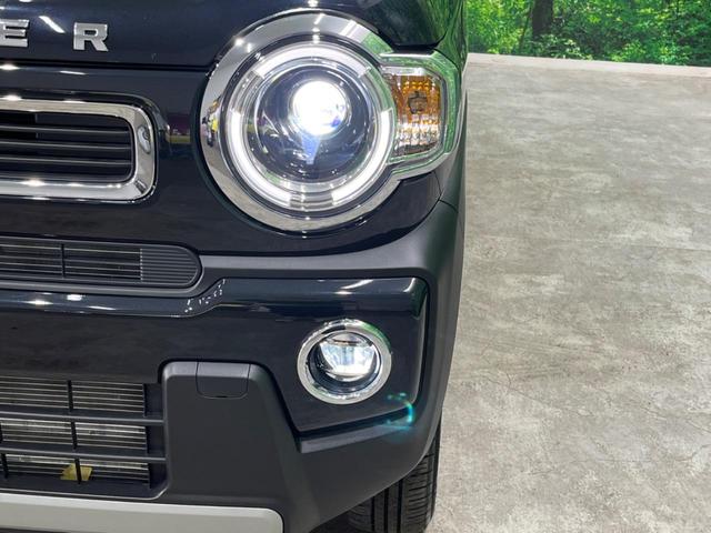 【ＬＥＤヘッドライト】悪天候や夜間走行時も良好な視界を確保し安心して運転できる高輝度ＬＥＤヘッドライトを装備！点灯速度が早く、消費電力も抑えられています。