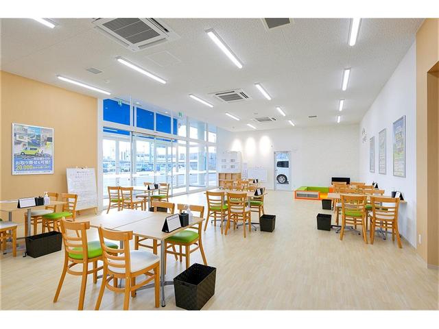 Ｎ－ＢＯＸカスタム Ｇ・Ｌホンダセンシング　４ＷＤ　電動スライドドア　バックカメラ　衝突被害軽減システム　禁煙車　ドラレコ　スマートキー　ＬＥＤヘッド　ビルトインＥＴＣ　純正１４インチアルミ　オートライト　オートエアコン　Ｂｌｕｅｔｏｏｔｈ（76枚目）