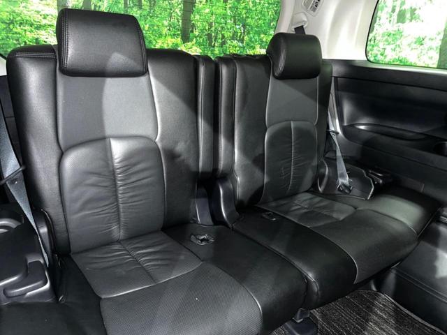 アルファード ２．５Ｓ　４ＷＤ　両側電動ドア　後席モニター　バックカメラ　寒冷地仕様　衝突被害軽減システム　レーダークルーズ　レザーシート　コーナーセンサー　スマートキー　ＬＥＤヘッド　ビルトインＥＴＣ（9枚目）