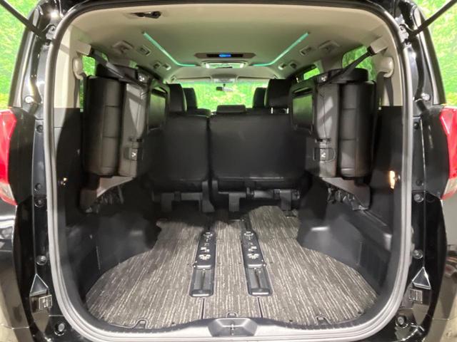 アルファード ２．５Ｓ　４ＷＤ　両側電動ドア　後席モニター　バックカメラ　寒冷地仕様　衝突被害軽減システム　レーダークルーズ　レザーシート　コーナーセンサー　スマートキー　ＬＥＤヘッド　ビルトインＥＴＣ（10枚目）