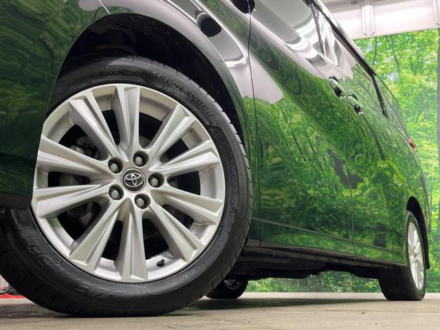 アルファード ２．５Ｓ　４ＷＤ　両側電動ドア　後席モニター　バックカメラ　寒冷地仕様　衝突被害軽減システム　レーダークルーズ　レザーシート　コーナーセンサー　スマートキー　ＬＥＤヘッド　ビルトインＥＴＣ（12枚目）