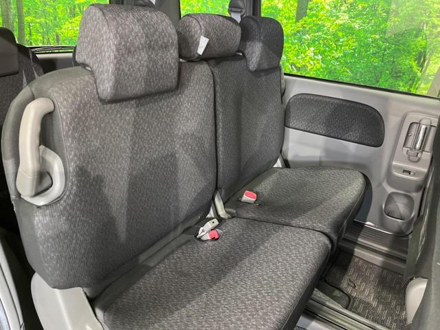 シエンタ Ｘ　Ｌパッケージ　４ＷＤ　電動スライドドア　禁煙車　ＥＴＣ　Ｂｌｕｅｔｏｏｔｈ　地デジ（8枚目）