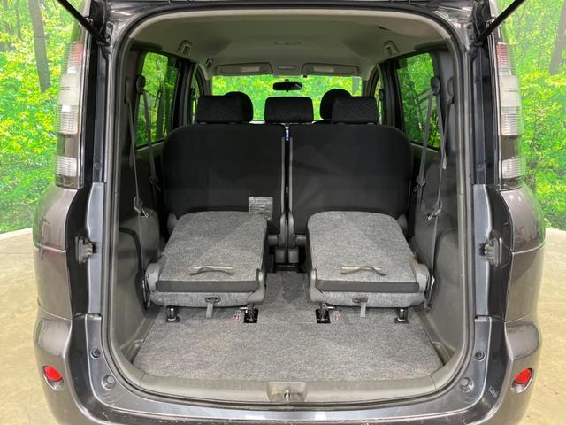 シエンタ Ｘ　Ｌパッケージ　４ＷＤ　電動スライドドア　禁煙車　ＥＴＣ　Ｂｌｕｅｔｏｏｔｈ　地デジ（10枚目）