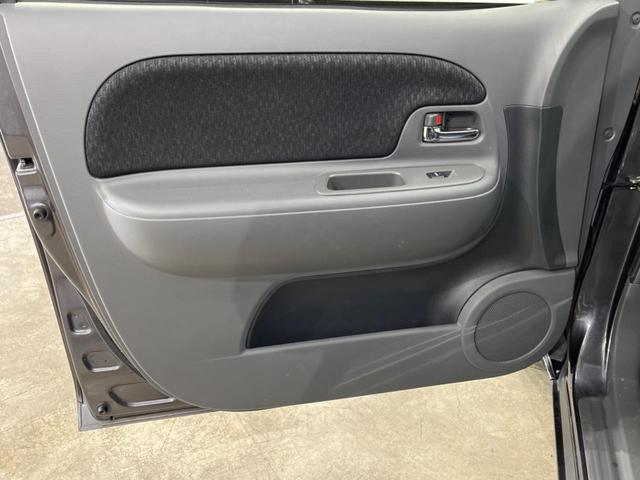 シエンタ Ｘ　Ｌパッケージ　４ＷＤ　電動スライドドア　禁煙車　ＥＴＣ　Ｂｌｕｅｔｏｏｔｈ　地デジ（36枚目）