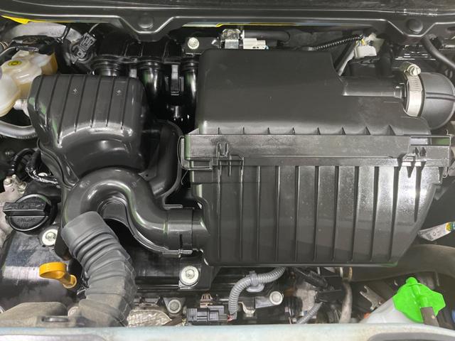 ワゴンＲ ハイブリッドＦＸ　４ＷＤ　衝突被害軽減システム　禁煙車　スマートキー　オートライト　オートエアコン　ＣＤ（18枚目）