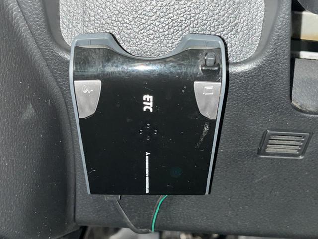 エクストレイル ２０Ｓ　４ＷＤ　バックカメラ　禁煙車　レザー調シート　スマートキー　ＥＴＣ　ＣＤ　ＤＶＤ再生　フルセグ（5枚目）