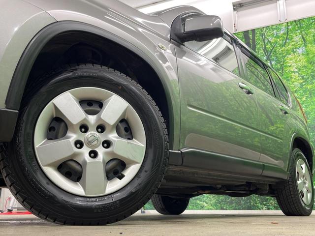 エクストレイル ２０Ｓ　４ＷＤ　バックカメラ　禁煙車　レザー調シート　スマートキー　ＥＴＣ　ＣＤ　ＤＶＤ再生　フルセグ（13枚目）