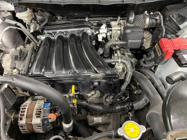 エクストレイル ２０Ｓ　４ＷＤ　バックカメラ　禁煙車　レザー調シート　スマートキー　ＥＴＣ　ＣＤ　ＤＶＤ再生　フルセグ（18枚目）