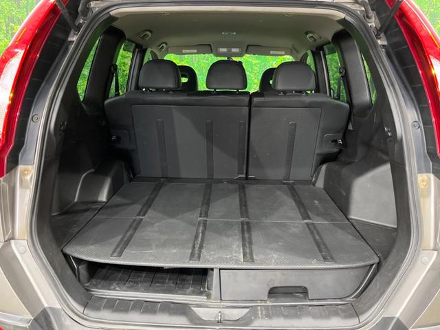 エクストレイル ２０Ｓ　４ＷＤ　バックカメラ　禁煙車　レザー調シート　スマートキー　ＥＴＣ　ＣＤ　ＤＶＤ再生　フルセグ（35枚目）