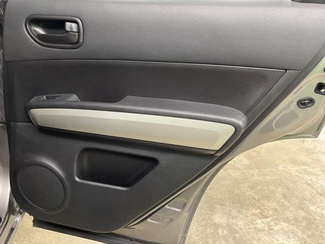 エクストレイル ２０Ｓ　４ＷＤ　バックカメラ　禁煙車　レザー調シート　スマートキー　ＥＴＣ　ＣＤ　ＤＶＤ再生　フルセグ（41枚目）