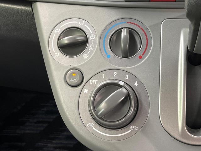 ムーヴ Ｘ　ＶＳ　４ＷＤ　禁煙車　スマートキー　純正１４インチアルミ　ＣＤ（4枚目）