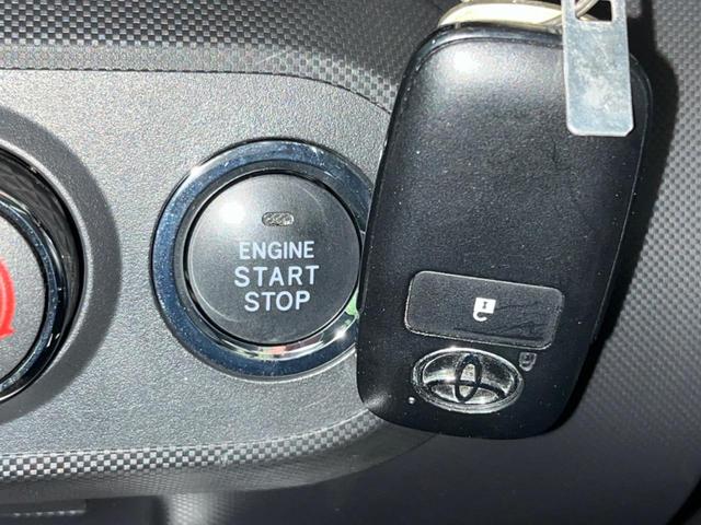 ライズ Ｇ　４ＷＤ　全周囲カメラ　衝突被害軽減システム　禁煙車　ドラレコ　コーナーセンサー　スマートキー　ＬＥＤヘッド　ビルトインＥＴＣ　純正１６インチアルミ　オートライト　オートエアコン　ＣＤ　ＤＶＤ再生（7枚目）