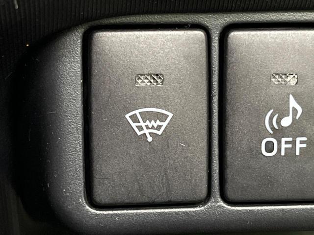 アクア Ｇ　寒冷地仕様　禁煙車　スマートキー　オートライト　オートエアコン　Ｂｌｕｅｔｏｏｔｈ　ＣＤ　ＤＶＤ再生　フルセグ（5枚目）