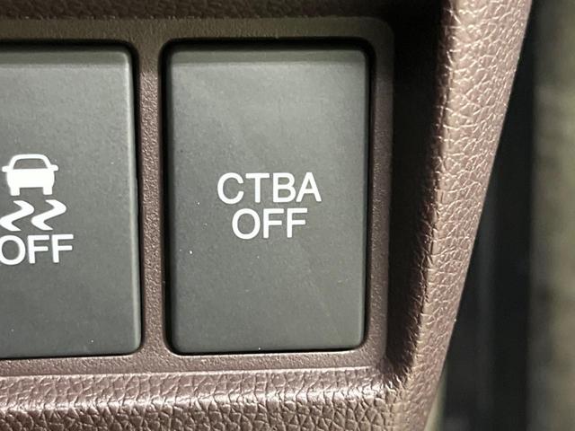 N-WGNカスタム G・ターボパッケージ 4WD ターボ ハーフレザーシート スマートキー HIDヘッド クルコン 純正14インチアルミ オートライト オートエアコン CD(6枚目)