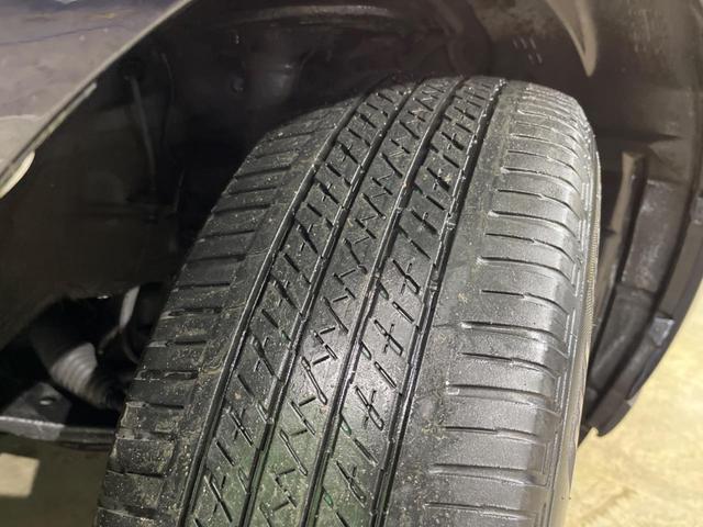 ハリアー プレミアム 4WD SDナビ バックカメラ 寒冷地仕様 レーダークルーズ 禁煙車 電動リアゲート レザーシート パワーシート コーナーセンサー スマートキー LEDヘッド ETC 純正18インチアルミ(54枚目)