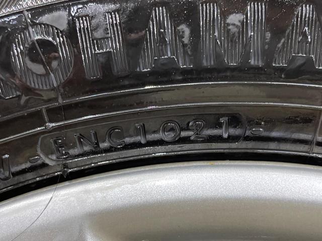 ムーヴキャンバス ＧブラックアクセントＶＳ　ＳＡＩＩＩ　４ＷＤ　両側電動ドア　ＳＤナビ　全周囲カメラ　寒冷地仕様　衝突被害軽減システム　禁煙車　シートヒーター　ドラレコ　スマートキー　ＨＩＤヘッド　オートハイビーム　オートライト　オートエアコン（57枚目）