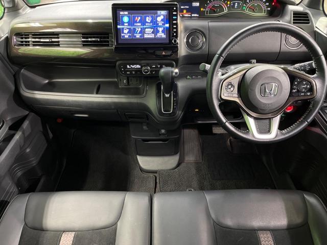 Ｎ－ＢＯＸカスタム Ｇ・Ｌターボホンダセンシング　４ＷＤ　両側電動ドア　純正ＳＤナビ　バックカメラ　衝突被害軽減システム　禁煙車　ハーフレザーシート　コーナーセンサー　スマートキー　ＬＥＤヘッド　ビルトインＥＴＣ　クルコン　純正１４インチアルミ（2枚目）