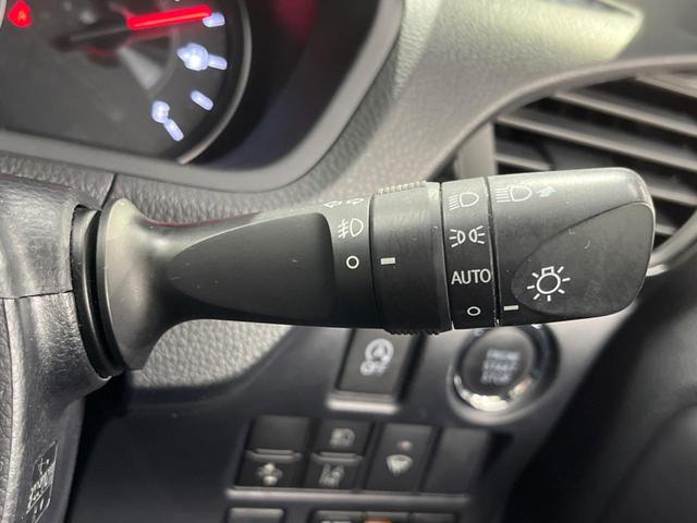 ノア G 4WD 両側電動ドア バックカメラ 寒冷地仕様 衝突被害軽減システム ドラレコ コーナーセンサー スマートキー LEDヘッド ビルトインETC クルコン 純正15インチアルミ 車線逸脱警報(24枚目)