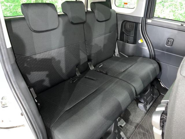 タンク Ｇ　Ｓ　４ＷＤ　両側電動ドア　バックカメラ　衝突被害軽減システム　スマートキー　ビルトインＥＴＣ　クルコン　オートエアコン　Ｂｌｕｅｔｏｏｔｈ　ＣＤ　ＤＶＤ再生　フルセグ（9枚目）