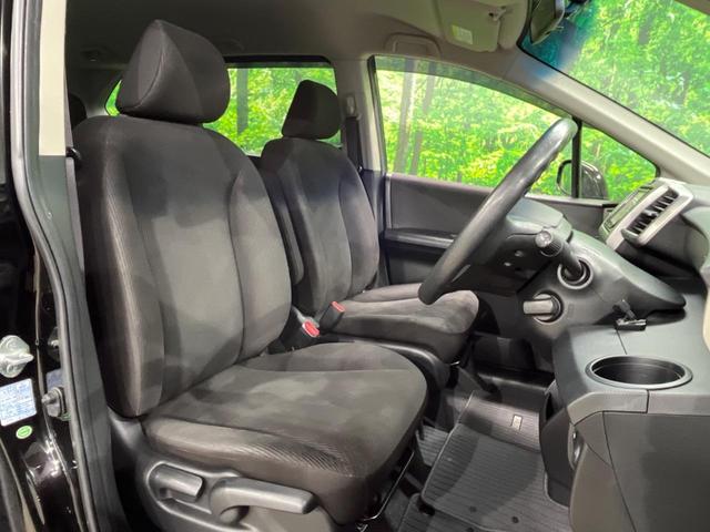 フリード Ｇ　ジャストセレクション　４ＷＤ　電動スライドドア　純正ＳＤナビ　バックカメラ　寒冷地仕様　禁煙車　スマートキー　ＨＩＤヘッド　ビルトインＥＴＣ　オートエアコン　Ｂｌｕｅｔｏｏｔｈ　ＣＤ　ＤＶＤ再生　地デジ（8枚目）