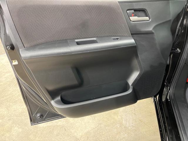 フリード Ｇ　ジャストセレクション　４ＷＤ　電動スライドドア　純正ＳＤナビ　バックカメラ　寒冷地仕様　禁煙車　スマートキー　ＨＩＤヘッド　ビルトインＥＴＣ　オートエアコン　Ｂｌｕｅｔｏｏｔｈ　ＣＤ　ＤＶＤ再生　地デジ（49枚目）