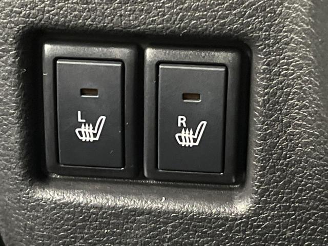 スペーシアカスタム ハイブリッドＸＳ　４ＷＤ　両側電動ドア　ＳＤナビ　衝突被害軽減システム　禁煙車　ハーフレザーシート　コーナーセンサー　スマートキー　ＬＥＤヘッド　純正１５インチアルミ　オートハイビーム　オートライト　オートエアコン（6枚目）