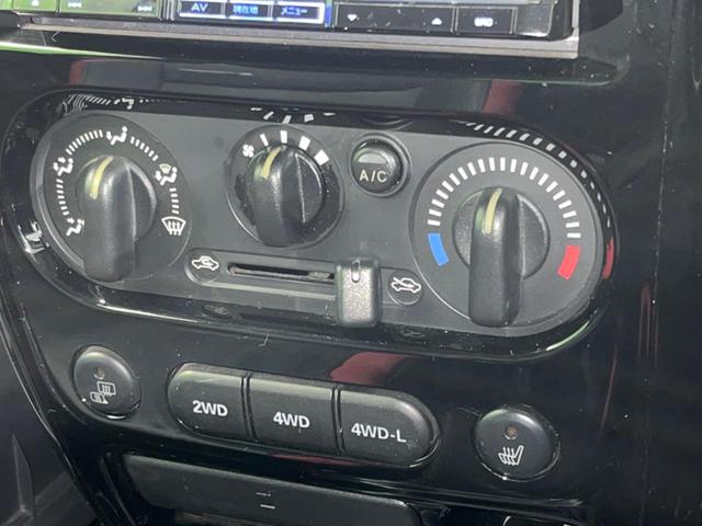 ジムニー クロスアドベンチャー 4WD MT車 SDナビ 禁煙車 レザーシート シートヒーター 純正16インチアルミ CD DVD再生 地デジ(5枚目)