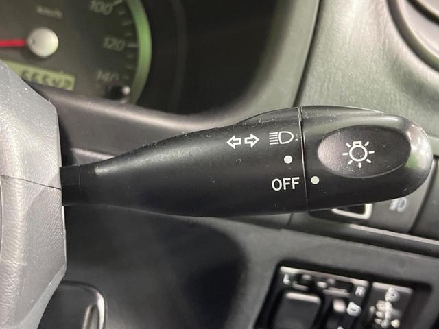 ジムニー クロスアドベンチャー 4WD MT車 SDナビ 禁煙車 レザーシート シートヒーター 純正16インチアルミ CD DVD再生 地デジ(23枚目)