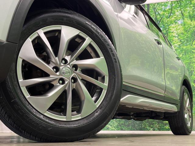 �y�����P�W�C���`�A���~�z�C�[���z�O�ςɃ}�b�`���������A���~�z�C�[���𑕒����Ă���܂��B�e��ЊO�A���~�z�C�[����A�X�^�b�h���X�^�C�����戵�����Ă���܂��B���񂲑��k����������