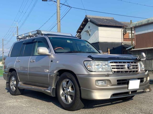 ランドクルーザー１００ ＶＸリミテッド　Ｇセレクション　後期仕様　１ナンバー　５人乗り　４ＷＤ　バックカメラ　オートクルーズコントロール　パワーシート　サンルーフ　オートライト　電動格納ミラー　シートヒーター　ＡＨＣ（10枚目）