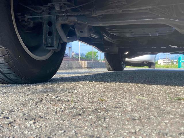 ランドクルーザー１００ ＶＸリミテッド　Ｇセレクション　後期仕様　１ナンバー　５人乗り　４ＷＤ　バックカメラ　オートクルーズコントロール　パワーシート　サンルーフ　オートライト　電動格納ミラー　シートヒーター　ＡＨＣ（46枚目）