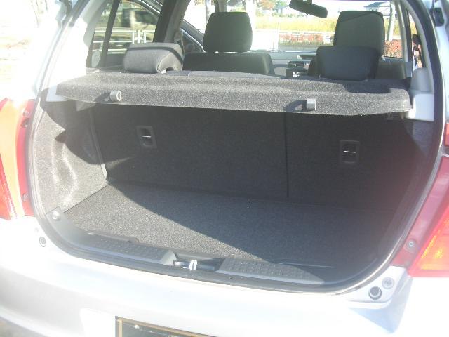 スイフト １．３ＸＧ　４ＷＤ　キーレス　フォグランプ　両席エアバック　ＡＢＳ　取扱説明書　フロントシートヒーター（19枚目）