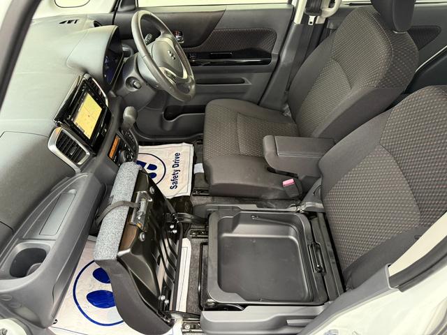 スペーシアカスタム ＸＳ　デュアルカメラブレーキサポート★全方位モニター付ナビ★両側パワスラ／ＨＩＤ／オートライト／ＬＥＤイルミ／ＬＥＤフォグ／純正アルミ／オートエアコン／オーバーヘッドコンソール／地デジ／ＣＤ／ＤＶＤ／ＥＴＣ（36枚目）