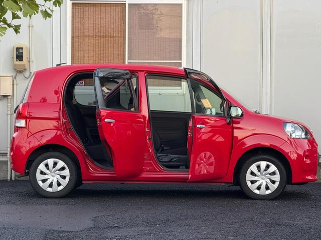 ポルテ Ｇ　★４ＷＤ★寒冷地仕様★スマートエントリー★パワスラ／ナノイー付オートエアコン／シートヒーター（運転席、助手席）／ステアリングヒーター／デアイサー／純正ナビ／ＴＶ／ＣＤ／Ｂｌｕｅｔｏｏｔｈ／バックカメラ（7枚目）