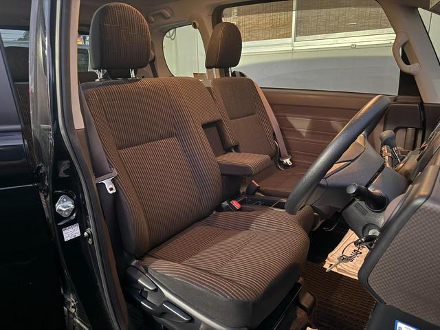 ポルテ Ｙ　★後期★ベンチシート★パワースライドドア／ナノイー付オートエアコン／ステリモ／バックカメラ／純正ナビ／フルセグ／ＤＶＤ／Ｂｌｕｅｔｏｏｔｈ／プラムトリコットシート／６スピーカー／エンジンスターター（70枚目）