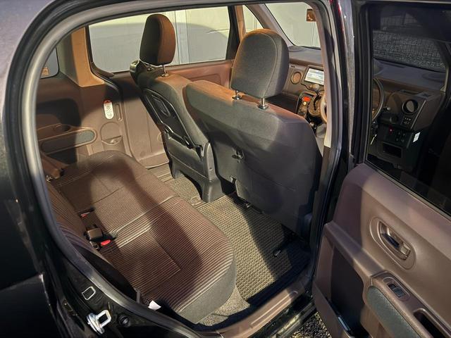 ポルテ Ｙ　★後期★ベンチシート★パワースライドドア／ナノイー付オートエアコン／ステリモ／バックカメラ／純正ナビ／フルセグ／ＤＶＤ／Ｂｌｕｅｔｏｏｔｈ／プラムトリコットシート／６スピーカー／エンジンスターター（71枚目）