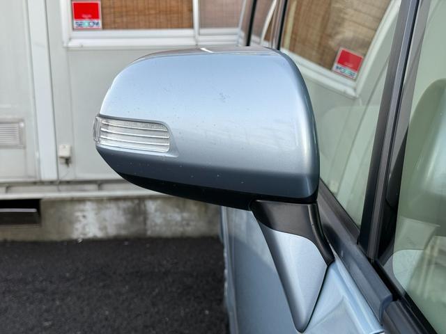 ノア Ｘ　スマートエディション　★７人乗り★両側パワースライドドア／３列シート／ＨＩＤヘッドランプ／オートライト／フォグランプ／スマートエントリー／プッシュスタート／ナビ／フルセグＴＶ／ＤＶＤ／ＣＤ／バックカメラ／ＥＴＣ（56枚目）