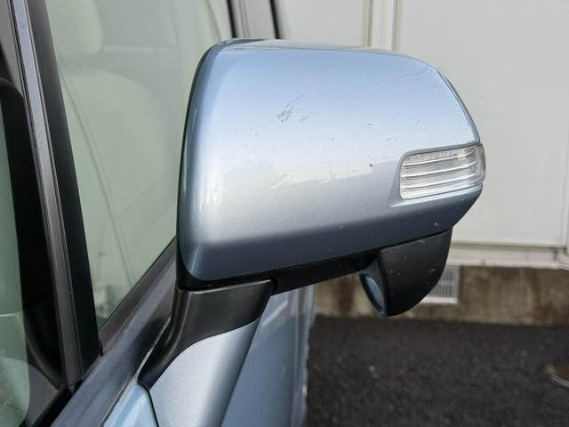 ノア Ｘ　スマートエディション　★７人乗り★両側パワースライドドア／３列シート／ＨＩＤヘッドランプ／オートライト／フォグランプ／スマートエントリー／プッシュスタート／ナビ／フルセグＴＶ／ＤＶＤ／ＣＤ／バックカメラ／ＥＴＣ（57枚目）