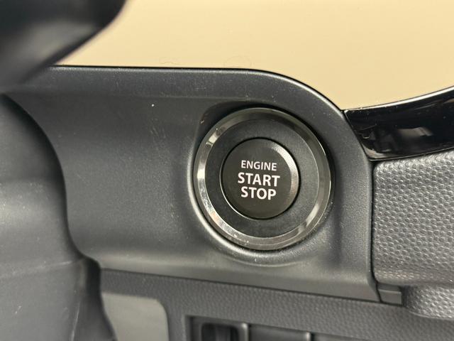 アルトラパン Xセレクション ★4WD★CVT★HIDヘッドランプ/オートライト/スマートキー/プッシュスタート/オートエアコン/LEDリアコンビランプ/革巻きステアリング/バニティミラー(運転席/助手席)/メッキドアハンドル(10枚目)