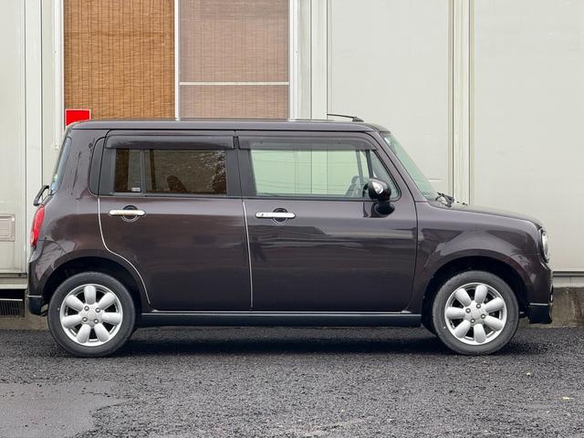 アルトラパン Xセレクション ★4WD★CVT★HIDヘッドランプ/オートライト/スマートキー/プッシュスタート/オートエアコン/LEDリアコンビランプ/革巻きステアリング/バニティミラー(運転席/助手席)/メッキドアハンドル(27枚目)