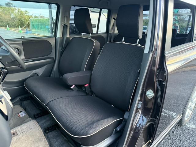 アルトラパン Xセレクション ★4WD★CVT★HIDヘッドランプ/オートライト/スマートキー/プッシュスタート/オートエアコン/LEDリアコンビランプ/革巻きステアリング/バニティミラー(運転席/助手席)/メッキドアハンドル(33枚目)