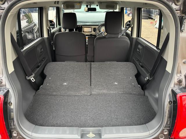 アルトラパン Xセレクション ★4WD★CVT★HIDヘッドランプ/オートライト/スマートキー/プッシュスタート/オートエアコン/LEDリアコンビランプ/革巻きステアリング/バニティミラー(運転席/助手席)/メッキドアハンドル(40枚目)