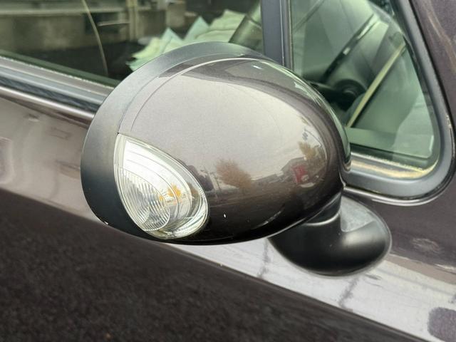 アルトラパン Xセレクション ★4WD★CVT★HIDヘッドランプ/オートライト/スマートキー/プッシュスタート/オートエアコン/LEDリアコンビランプ/革巻きステアリング/バニティミラー(運転席/助手席)/メッキドアハンドル(49枚目)